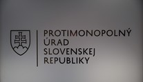 Protimonopolný úrad udelil pokutu takmer 8 miliónov eur za kartel v dodávkach liekov