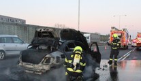 Pre zhorené auto na hlavnej tepne Bratislavy hodiny kolabovala doprava. Skrýva sa za tým bizarný príbeh