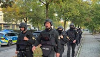 Veľká záchranná akcia v Nemecku: Mníchov je otrasený požiarom a streľbou