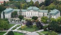 Úrad vlády podáva trestné oznámenie pre podozrenie z nehospodárnosti
