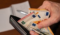 Priemerná mzda stúpa, ale nie pre všetkých: Zistite, prečo práve váš plat stagnuje