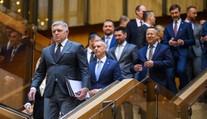 VIDEO: Ide o pokus zorganizovať na Slovensku normálny prevrat, tvrdí premiér Fico