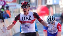 VIDEO: Pogačar po dramatickom šprinte ovládol Liege-Bastogne-Liege pred Alaphilippeom
