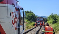 Tragická zrážka auta s vlakom. Vodička (†43) nehodu neprežila