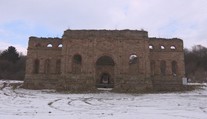 Objavovali sme pozostatky starej huty, kde nakrúcal filmy Juraj Jakubisko