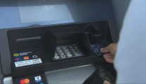 Bankomaty využívame čoraz menej. Aká bude budúcnosť výberov hotovosti?