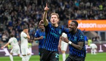 Serie A: Inter zdemoloval súpera piatimi gólmi a zvýšil náskok na čele. AS Rím sa trápi