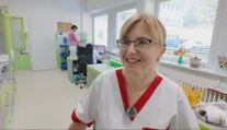 „Niekedy je to masaker.“ Dve sestry sa starajú aj o 25 pacientov. Nemocniciam chýbajú tisíce sestier