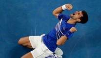 Novak vyučoval. Pozrite si, ako na Djokovičov triumf reagujú svetové médiá