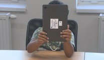 Príspevok 350 eur na počítač či tablet môžu získať aj čerství stredoškoláci