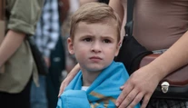 Z maloletých urobili tovar, záujemcovia si vyberajú z katalógu. Rusko hľadá nové rodiny pre unesené ukrajinské deti
