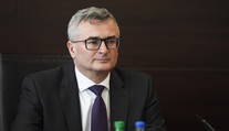 Fiačan vyzýva parlament, aby zvolil kandidátov na ústavného sudcu