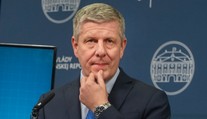 Lengvarský chce skončiť na ministerstve zdravotníctva. „Pre pochybnosti o výkone mojej práce,“ zdôvodnil