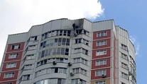 Stovky ukrajinských dronov smerovali na Moskvu. Rusko tvrdí, že cieľom bolo narušiť voľby