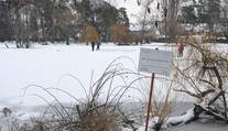 Korčuliari, pozor. Stačí jeden deň teplôt nad nulou a hrozí veľké nebezpečenstvo