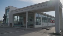 Podnikateľ z Piešťan prichádza o 15-tisíc eur mesačne. Zatvorený symbol mesta brzdí biznis