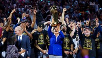Za tri roky získal tri tituly a každý v inom športe. Jeho nevydareným „dieťaťom“ je len Arsenal