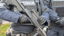 Vo Viedni vyčíňal Slovák so sekerou v ruke. Násilníka zadržala špeciálna jednotka