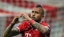 Arturo Vidal prestupuje z Bayernu do Barcelony