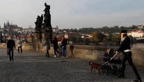 Českí poslanci žiadajú zásadné obmedzenie počtu ruských diplomatov