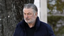 Baldwinovi právnici žiadajú stiahnutie obžaloby za neúmyselné zabitie