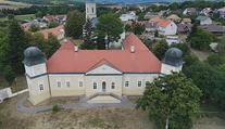 Kaštieľ ukrýva príbeh slávneho spisovateľa aj jeho rodiny. Potomkovia doň darovali vzácne predmety