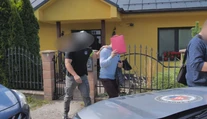 Od ľudí mohli vylákať až 20 miliónov eur. Detaily veľkej policajnej akcie naprieč Slovenskom
