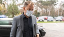 Premiér Matovič vypovedal na NAKA, s médiami po výsluchu nekomunikoval