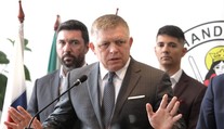 Takáč obvinil Zelenského z užívania drog, potvrdiť to mala jeho exhovorkyňa. Fico tvrdenie svojho ministra podporil