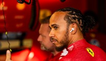 Vráti sa Christian Horner do F1 vo Ferrari? Lewis Hamilton vyjadril k takémuto scenáru jasný postoj