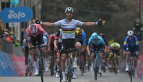 VIDEO: Víťazom 2. etapy na Tirrene sa stal Alaphilippe, Sagan v záverečnom špurte chýbal