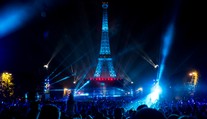 Parížom znela futbalová hymna. Čo na ňu hovoríte?