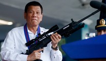 Filipínska polícia na základe zatykača ICC zadržala bývalého prezidenta Rodriga Duterteho