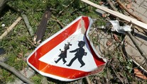 Krúpy, prívalové zrážky i nárazový vietor. Búrky v nedeľu udrú na Česko s mimoriadnou silou
