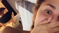 Ups! Modelka sa prekecla a prezradila, či to bude chlapec alebo dievča