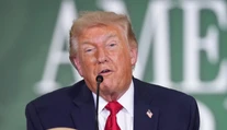 Trump zrušil plánované údery na Irán. Naznačil možnú dohodu