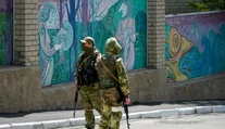 Rusi chystajú evakuáciu civilistov z Chersonu