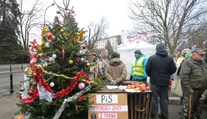 Poľská vládna strana zmenila názor. Novinárov v parlamente neobmedzí
