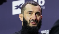 Nakladal s kradnutými autami a napadol policajta. Súd odsúdil zápasníka MMA
