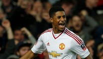 Mladík Rashford sa upísal Manchestru United na ďalšie štyri roky