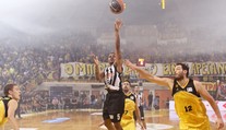 Basketbalista chcel oklamať dopingových komisárov. Test ukázal, že je tehotný