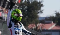 Lando Norris suverénne vyhral v Mexiku a dostal sa na čelo šampionátu. Komisári udeľovali penalizácie