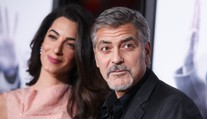 George Clooney s manželkou podporia deti utečencov miliónmi eur