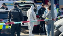 Zvrat v prípade dobodaného muža z Ilavy. Vyšetrovatelia zadržali a obvinili jeho 29-ročnú priateľku
