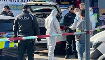 Zvrat v prípade dobodaného muža z Ilavy. Vyšetrovatelia zadržali a obvinili jeho 29-ročnú priateľku