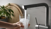 Zásoby vody na Slovensku sú síce nadpriemerné. Napriek tomu je naša voda v ohrození