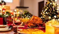 Ako si užiť sviatočný stôl bez výčitiek? Tu sú tipy na zdravšie Vianoce