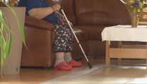 Dofinancovanie opatery seniorov či hendikepovaných musí zrejme počkať. Pre konsolidáciu treba robiť zmeny