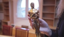 Manželka režiséra Jiřího Menzela prezradila, že Oscarovú sošku umelec schovával