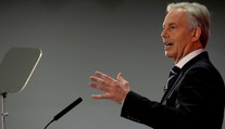 Tony Blair chce presvedčiť Britov, aby zmenili názor na brexit